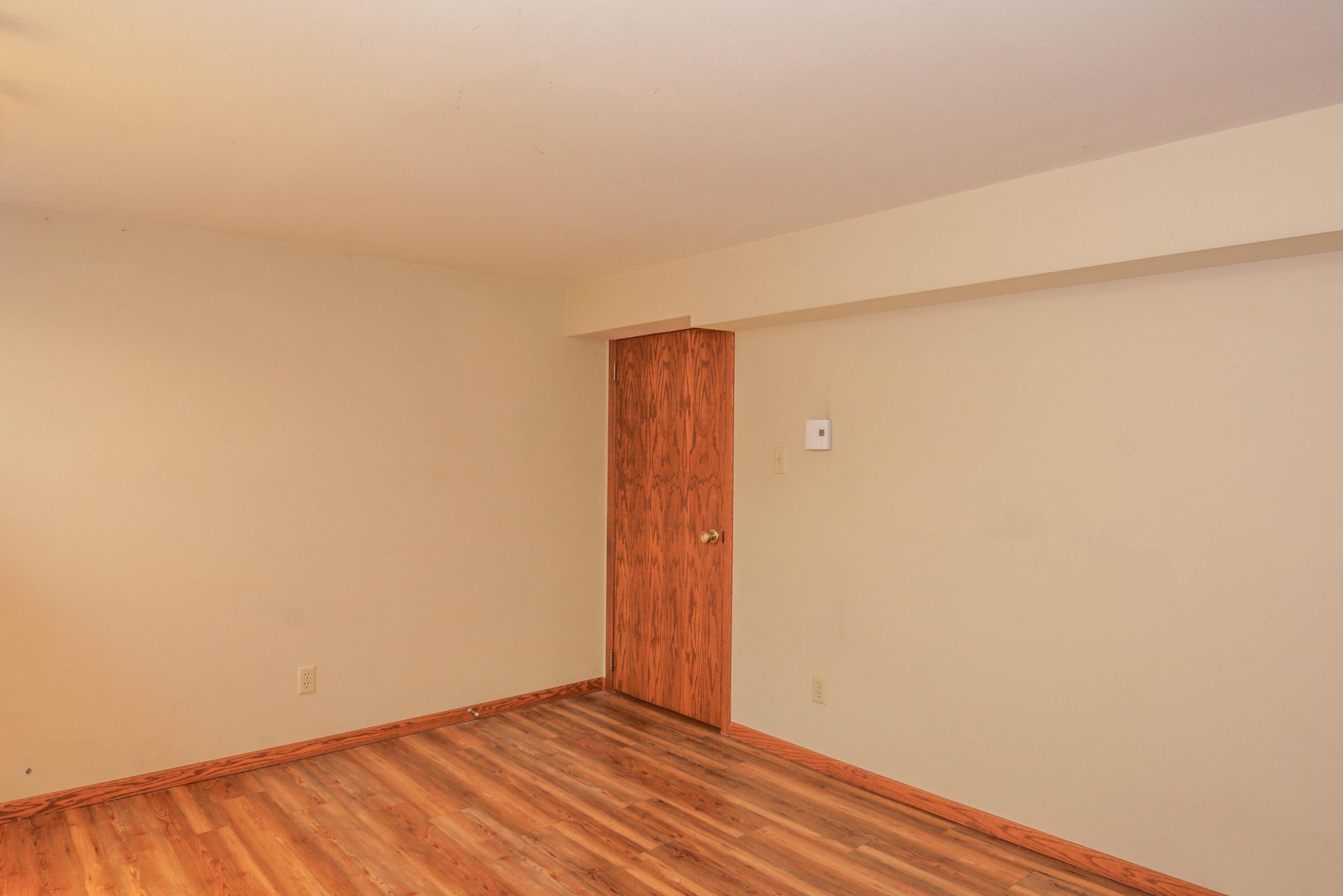 N49W36150 Nottingham Lane, Unit 12 Oconomowoc, WI 53066 - Photo 21 of 24 DSC09098