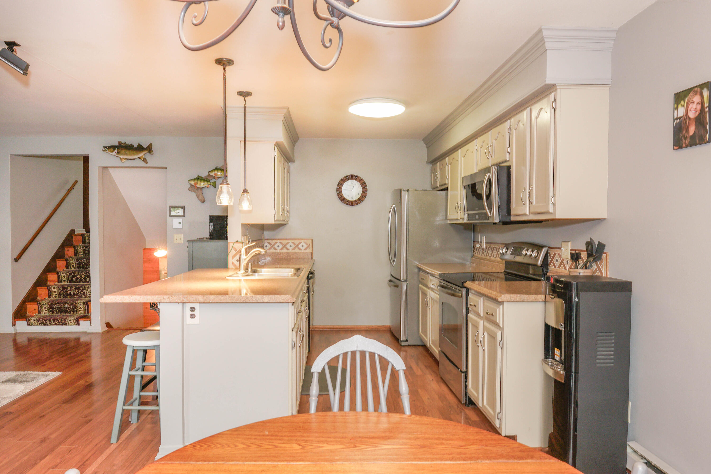 N49W36150 Nottingham Lane, Unit 12 Oconomowoc, WI 53066 - Photo 8 of 24 DSC09082