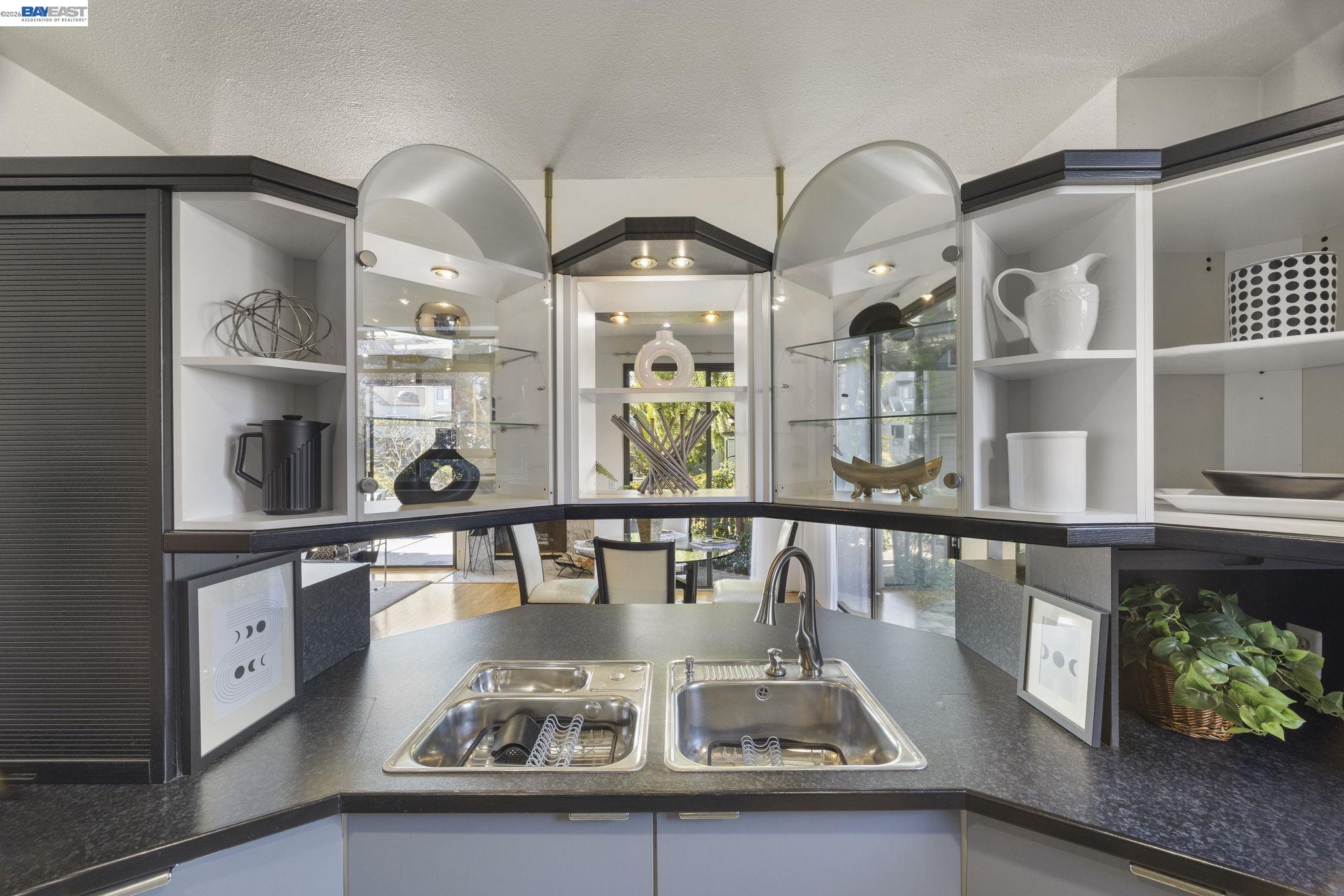 3009 Triumph Drive Alameda, CA 94501 - Photo 11 of 32