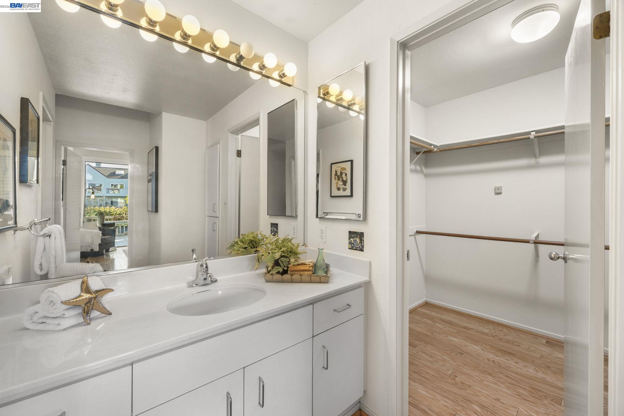 3009 Triumph Drive Alameda, CA 94501 - Photo 15 of 32