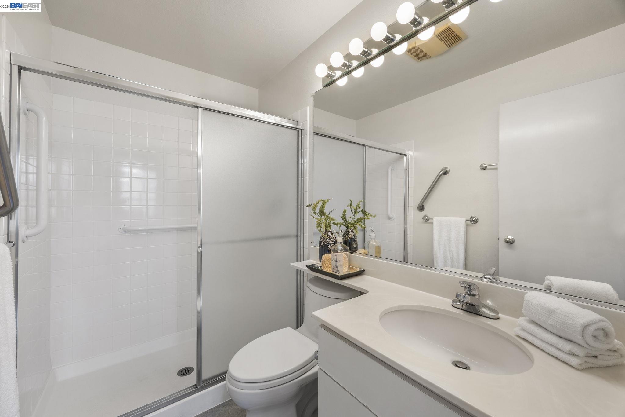 3009 Triumph Drive Alameda, CA 94501 - Photo 16 of 32