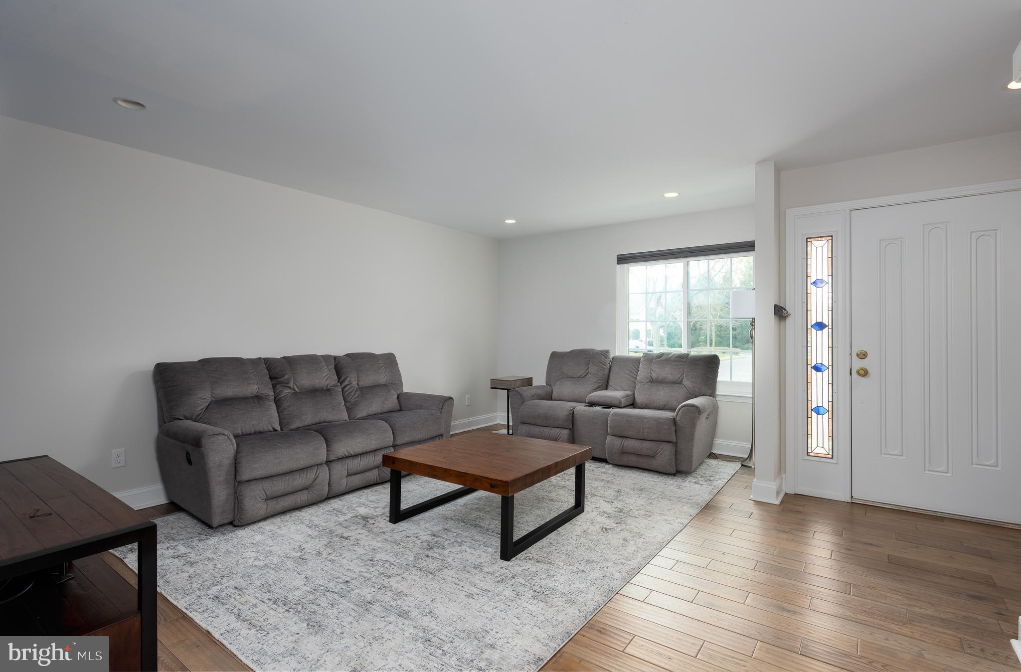 12 Lantern Lane Chesterbrook, PA 19087 - Photo 2 of 22