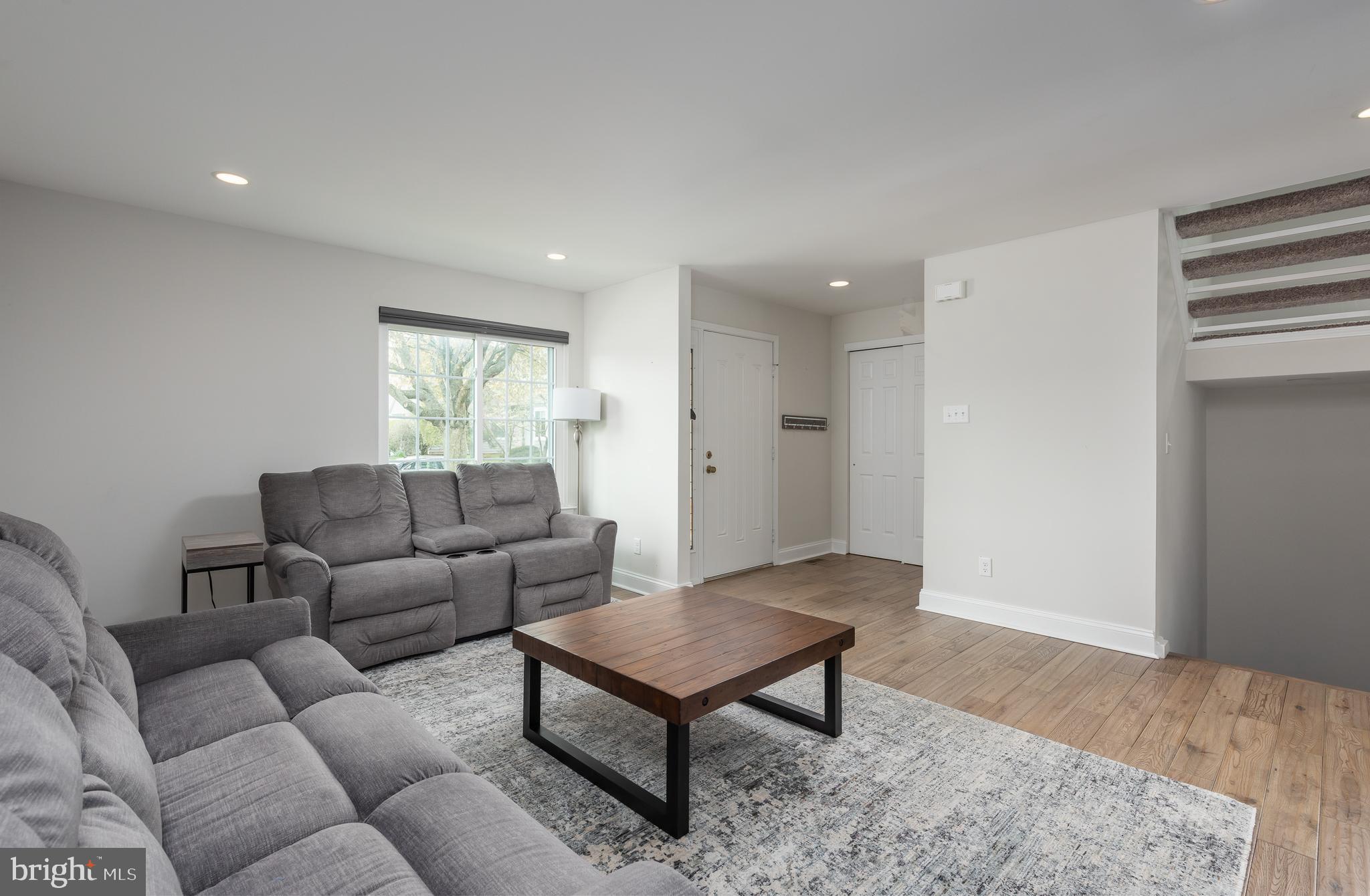 12 Lantern Lane Chesterbrook, PA 19087 - Photo 3 of 22