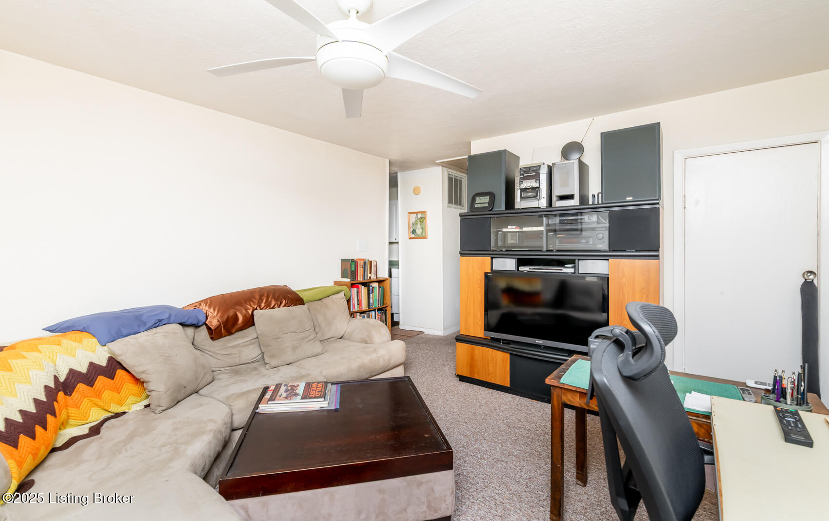 654 Edith Road Louisville, KY 40206 - Photo 6 of 49 EDR-115