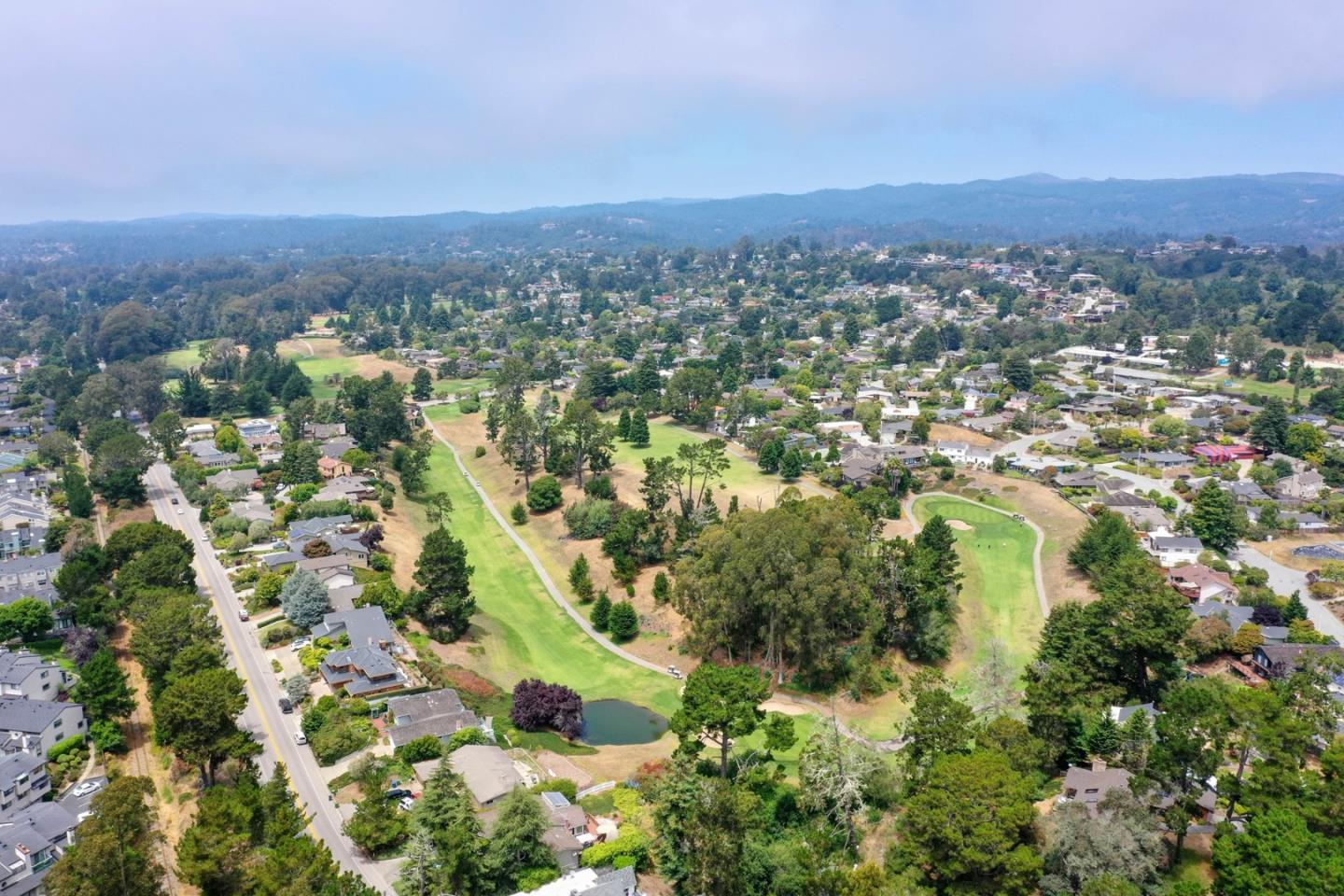 1404 Larkin Valley Road Watsonville, CA 95076 - Photo 10 of 29 Gallery Image 10