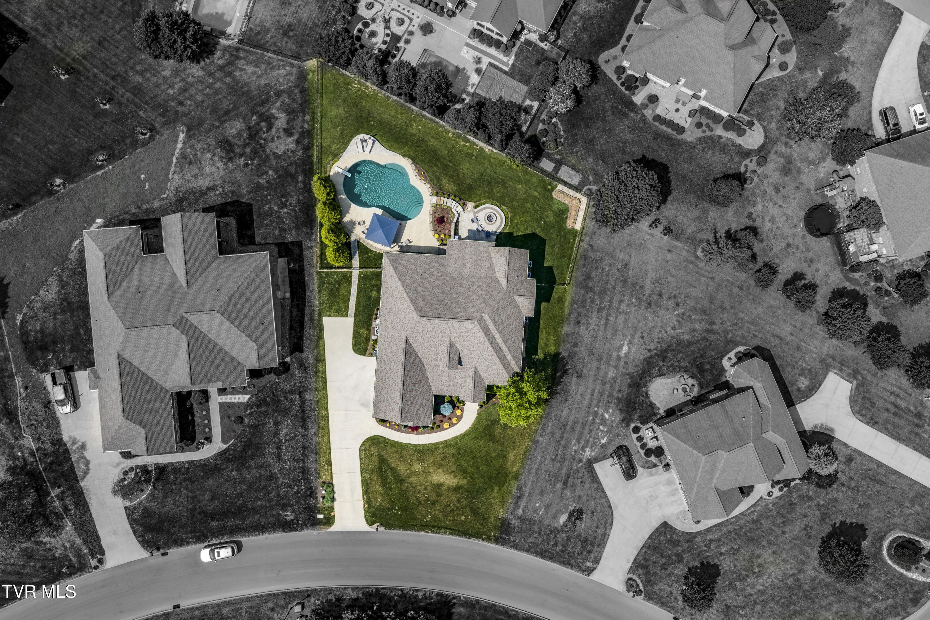 50 Sunset Ridge Court Gray, TN 37615 - Photo 7 of 108 Sunset-Pool-6
