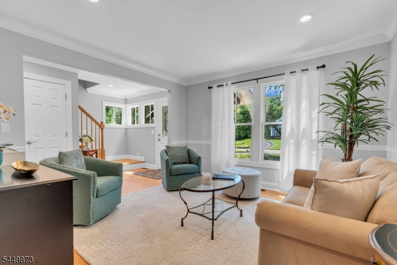 35 Castle Way Bernards, NJ 07920 - Photo 6 of 50 Gallery Image 6