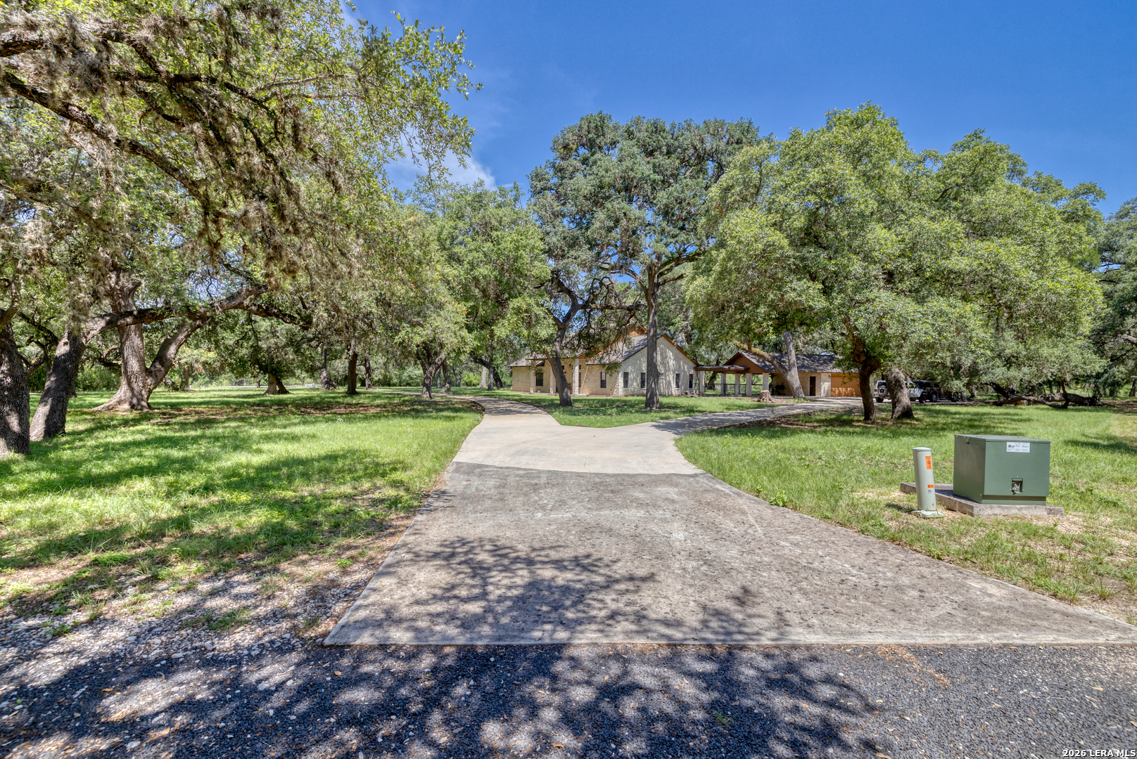 382 ARBOLES Court Concan, TX 78838 - Photo 17 of 64