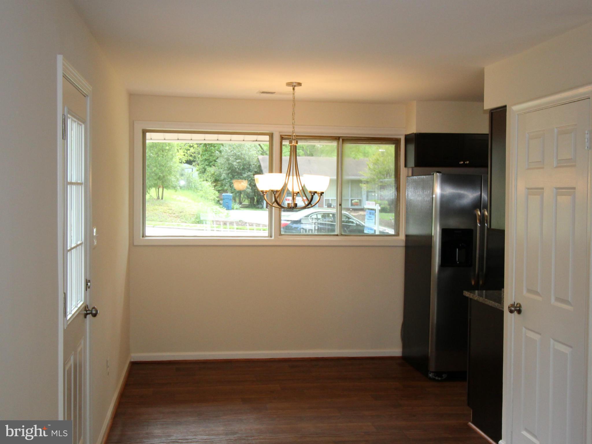 6215 Climbhill Road Alexandria, VA 22310 - Photo 12 of 16 Dining Room