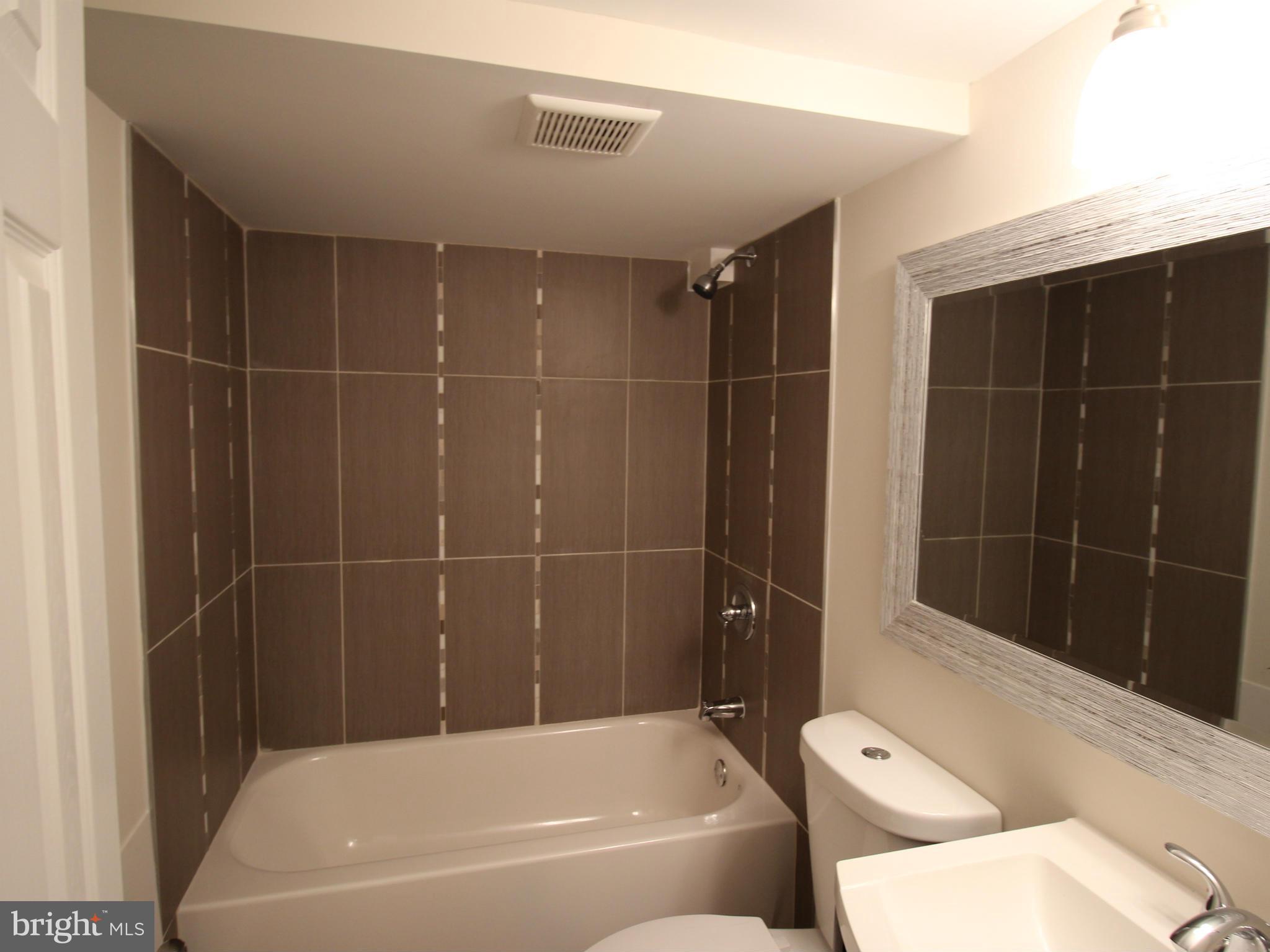 6215 Climbhill Road Alexandria, VA 22310 - Photo 16 of 16 Bath