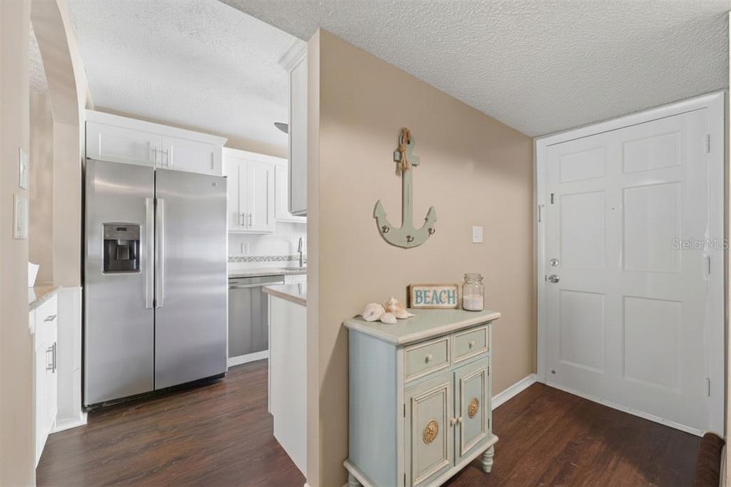 2074 Sunset Point Road, Unit 137 Clearwater, FL 33765 - Photo 7 of 23