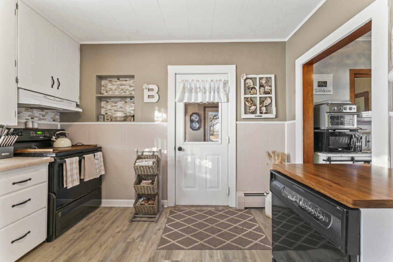 130 2nd Street Southeast Plainview, MN 55964 - Photo 15 of 41