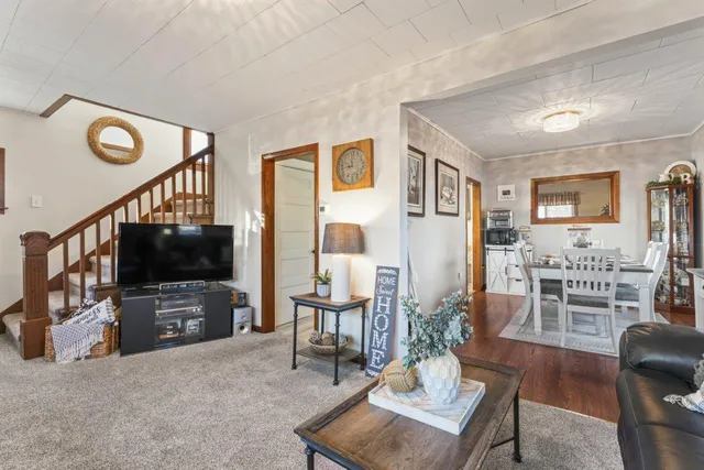 $230,000 | 130 2nd Street Southeast, Plainview, MN 55964