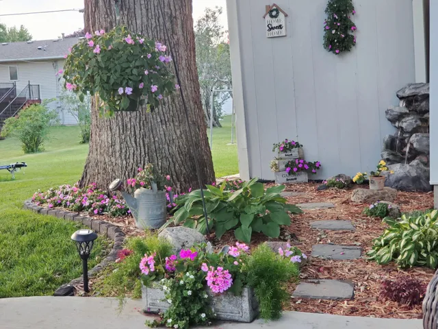 $230,000 | 130 2nd Street Southeast, Plainview, MN 55964