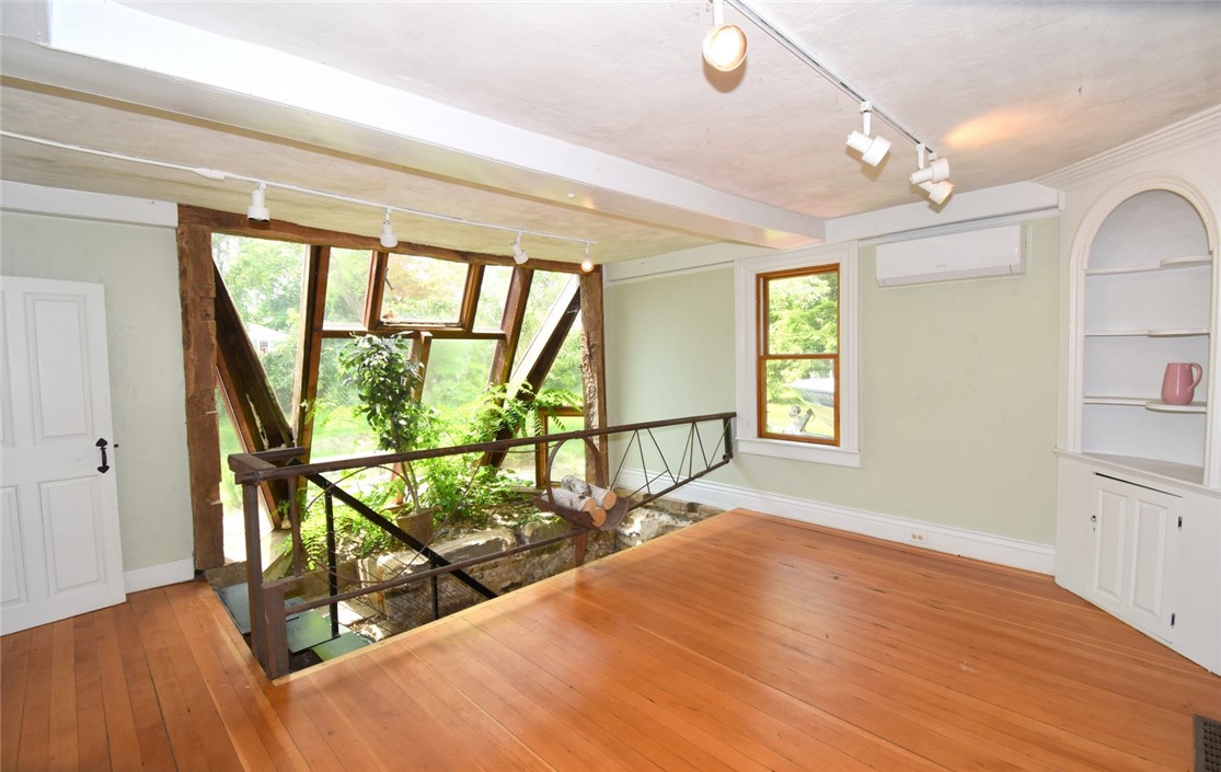 259 Green Hill Beach Road Wakefield, RI 02879 - Photo 16 of 50 Gallery Image 16
