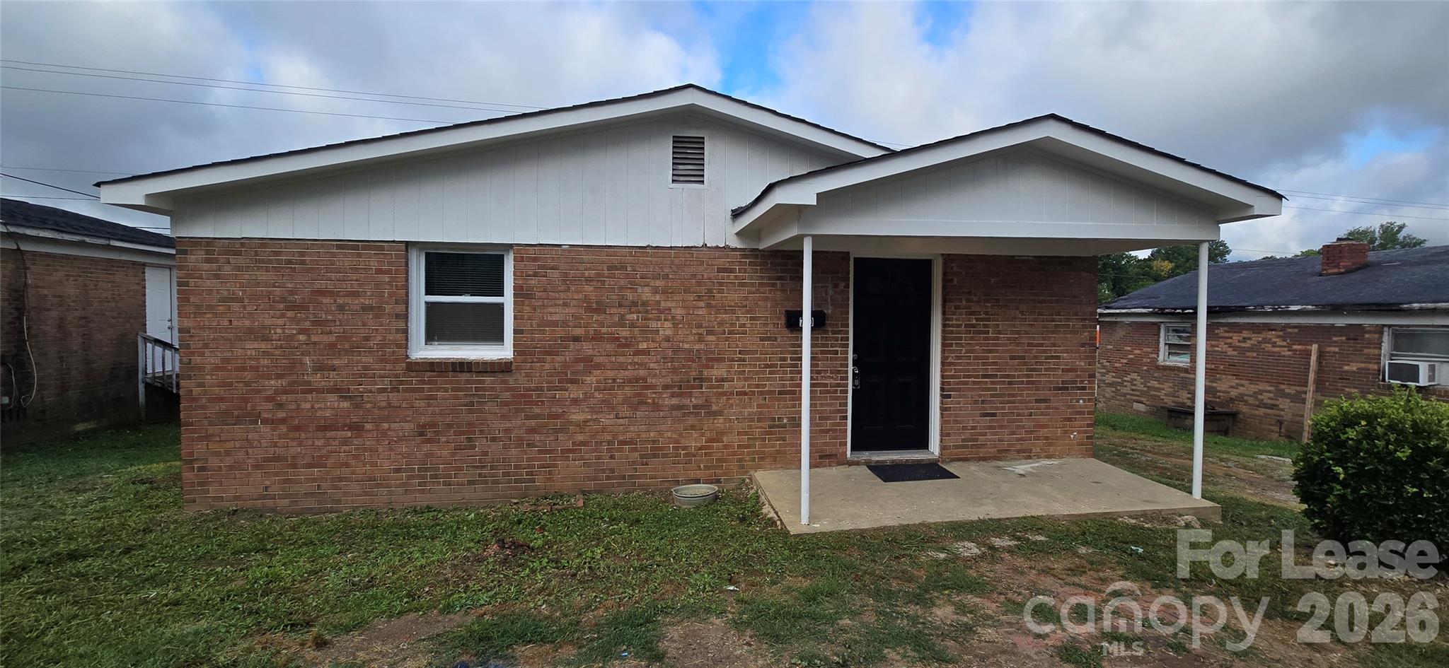 730 Taylor Street Lancaster, SC 29720 - Photo 1 of 15
