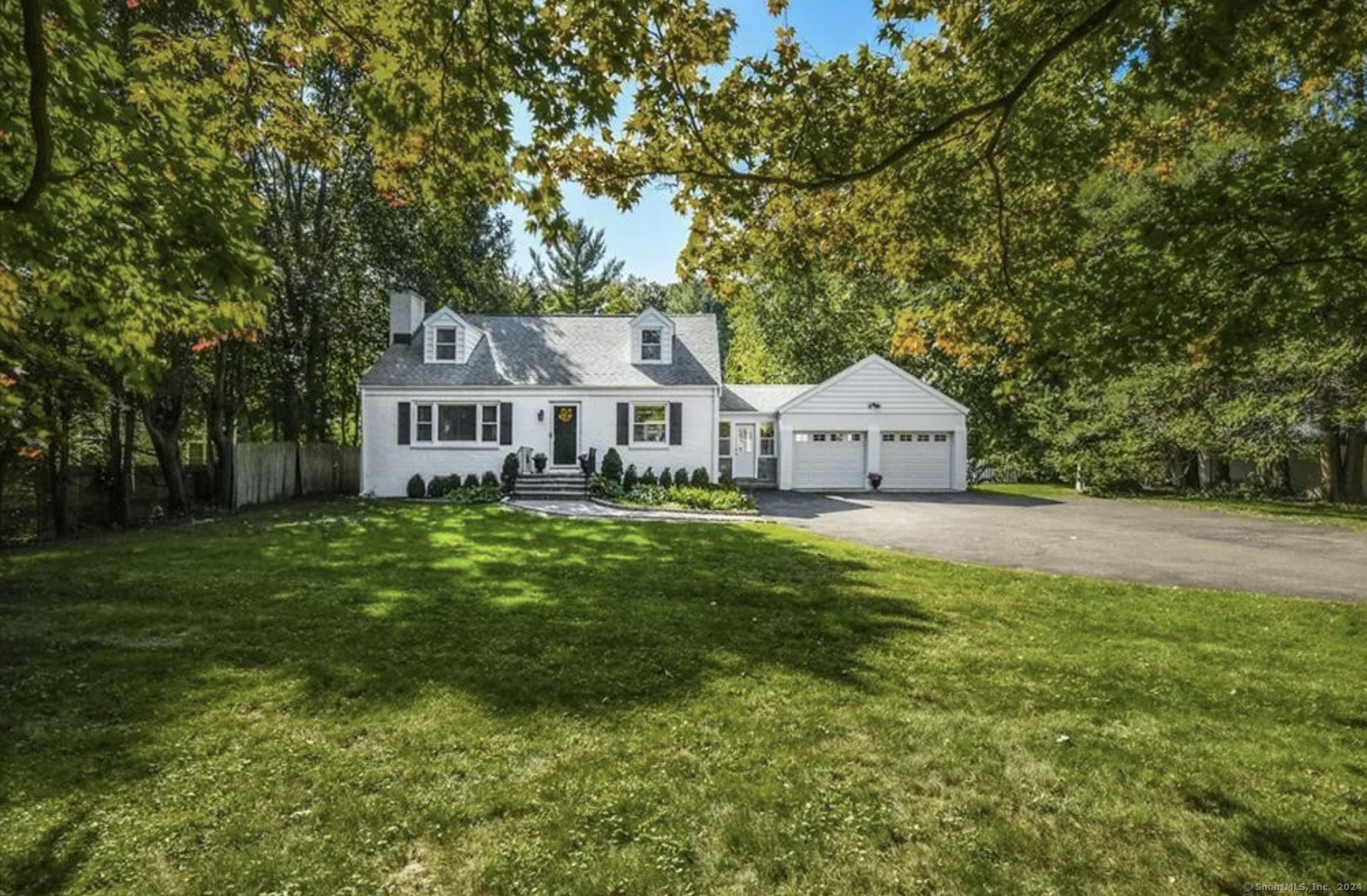 30 Parade Hill Road New Canaan, CT 06840 - Photo 1 of 1