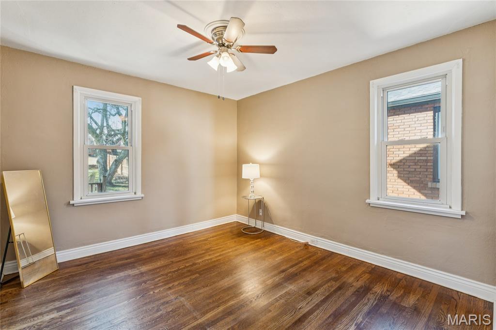 6652 Hancock Avenue St. Louis, MO 63139 - Photo 16 of 37