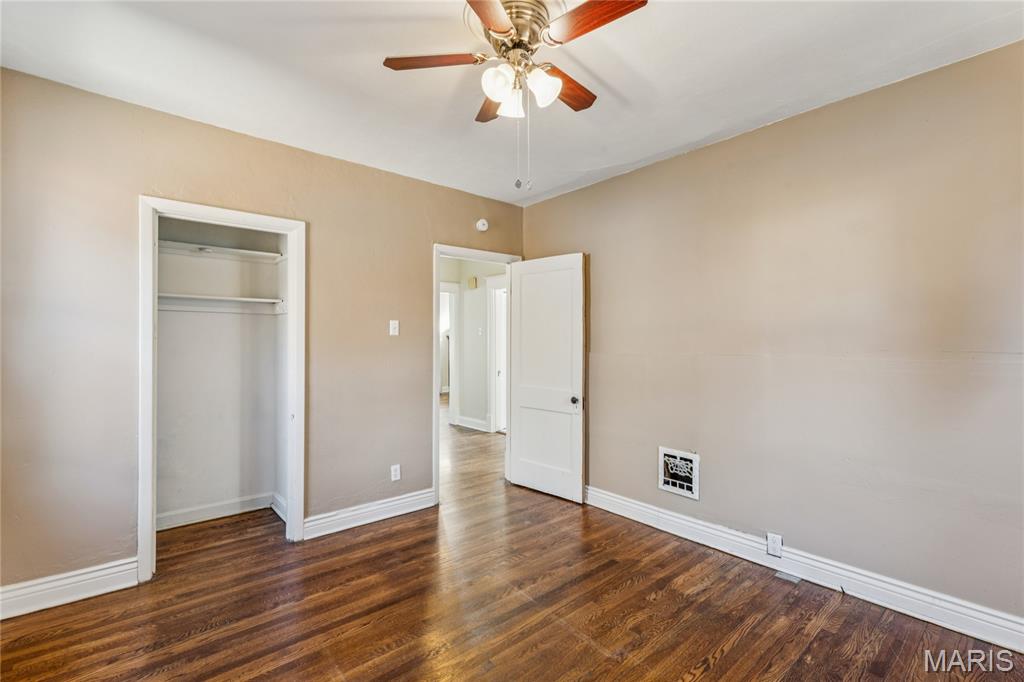 6652 Hancock Avenue St. Louis, MO 63139 - Photo 17 of 37