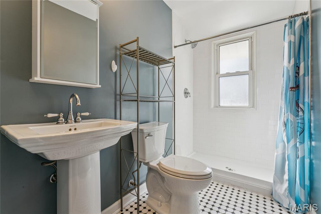 6652 Hancock Avenue St. Louis, MO 63139 - Photo 20 of 37