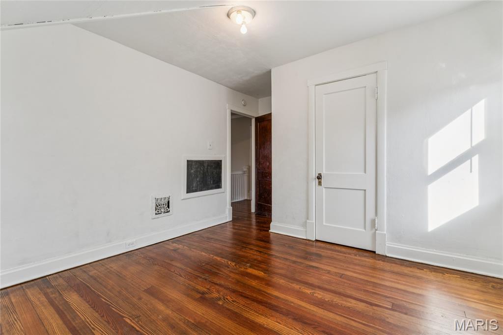 6652 Hancock Avenue St. Louis, MO 63139 - Photo 23 of 37