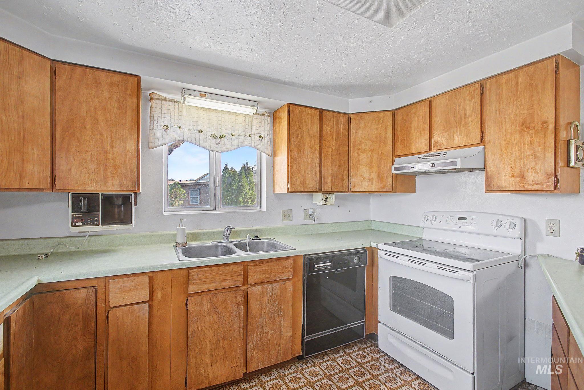 715 Bryden Avenue Lewiston, ID 83501 - Photo 20 of 46