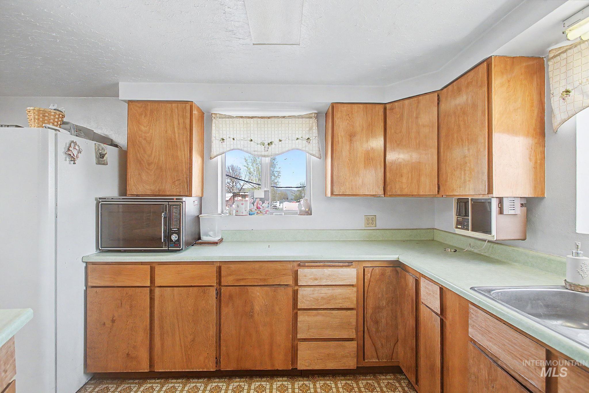 715 Bryden Avenue Lewiston, ID 83501 - Photo 22 of 46