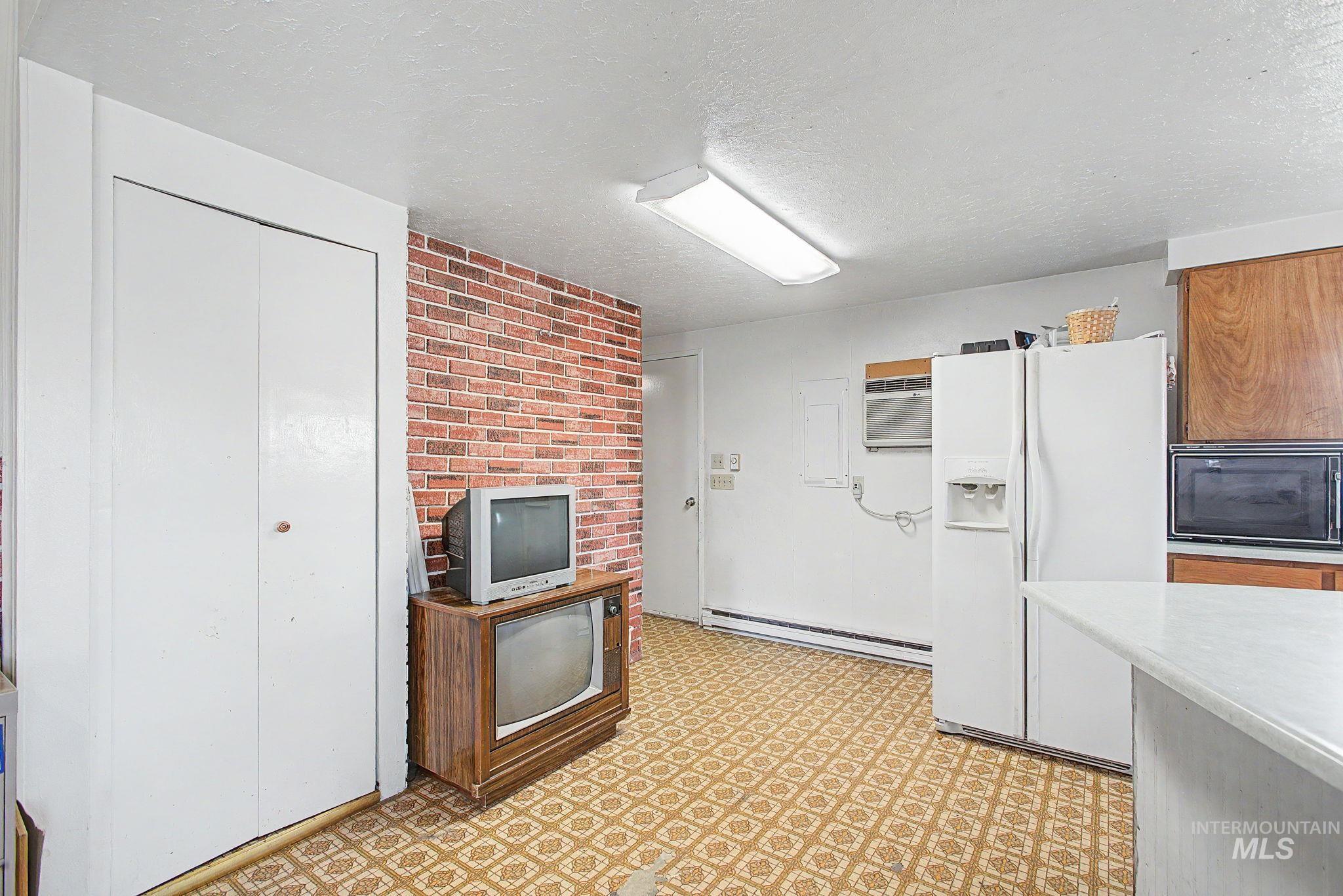715 Bryden Avenue Lewiston, ID 83501 - Photo 23 of 46