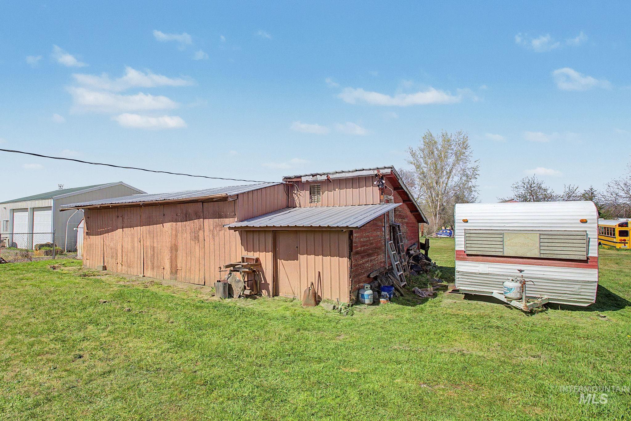 715 Bryden Avenue Lewiston, ID 83501 - Photo 4 of 46