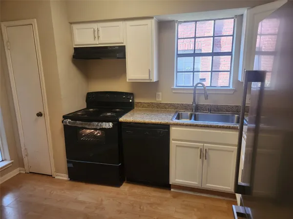$1,350 | 12500 Sandpiper Drive, Unit 129, Houston, TX 77035
