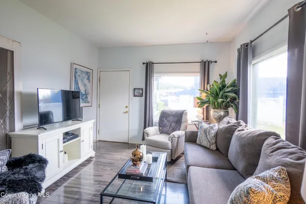 $299,700 | 6499 Van Buren Street, Bonners Ferry, ID 83805