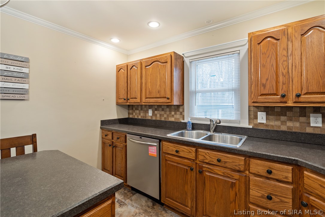 409 Bald Knob Road New Albany, IN 47150 - Photo 13 of 40 Gallery Image 13