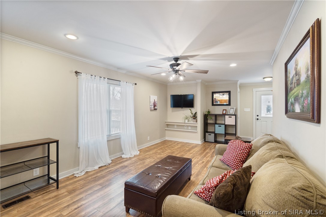 409 Bald Knob Road New Albany, IN 47150 - Photo 3 of 40 Gallery Image 3