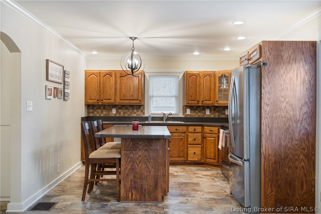 409 Bald Knob Road New Albany, IN 47150 - Photo 9 of 40 Gallery Image 9