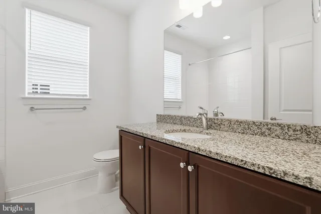 $759,990 | 112 Betony Ct Lake, Front Royal, VA 22630