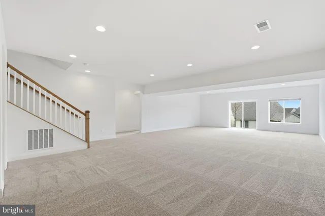 $759,990 | 112 Betony Ct Lake, Front Royal, VA 22630