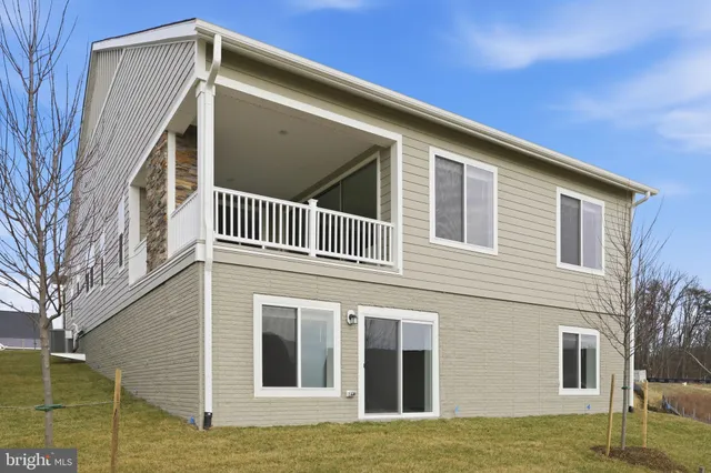 $759,990 | 112 Betony Ct Lake, Front Royal, VA 22630