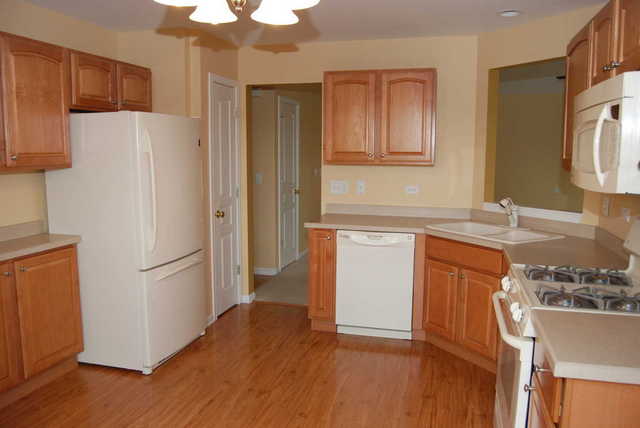 15309 Pinewood Road Lockport, IL 60441 - Photo 5 of 12