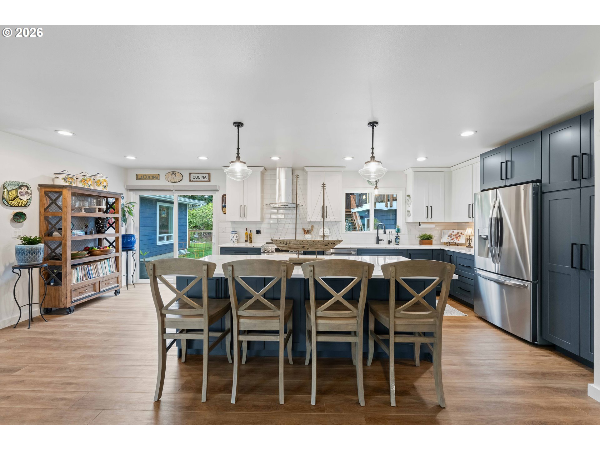 820 Jackson Avenue Southwest Bandon, OR 97411 - Photo 16 of 48