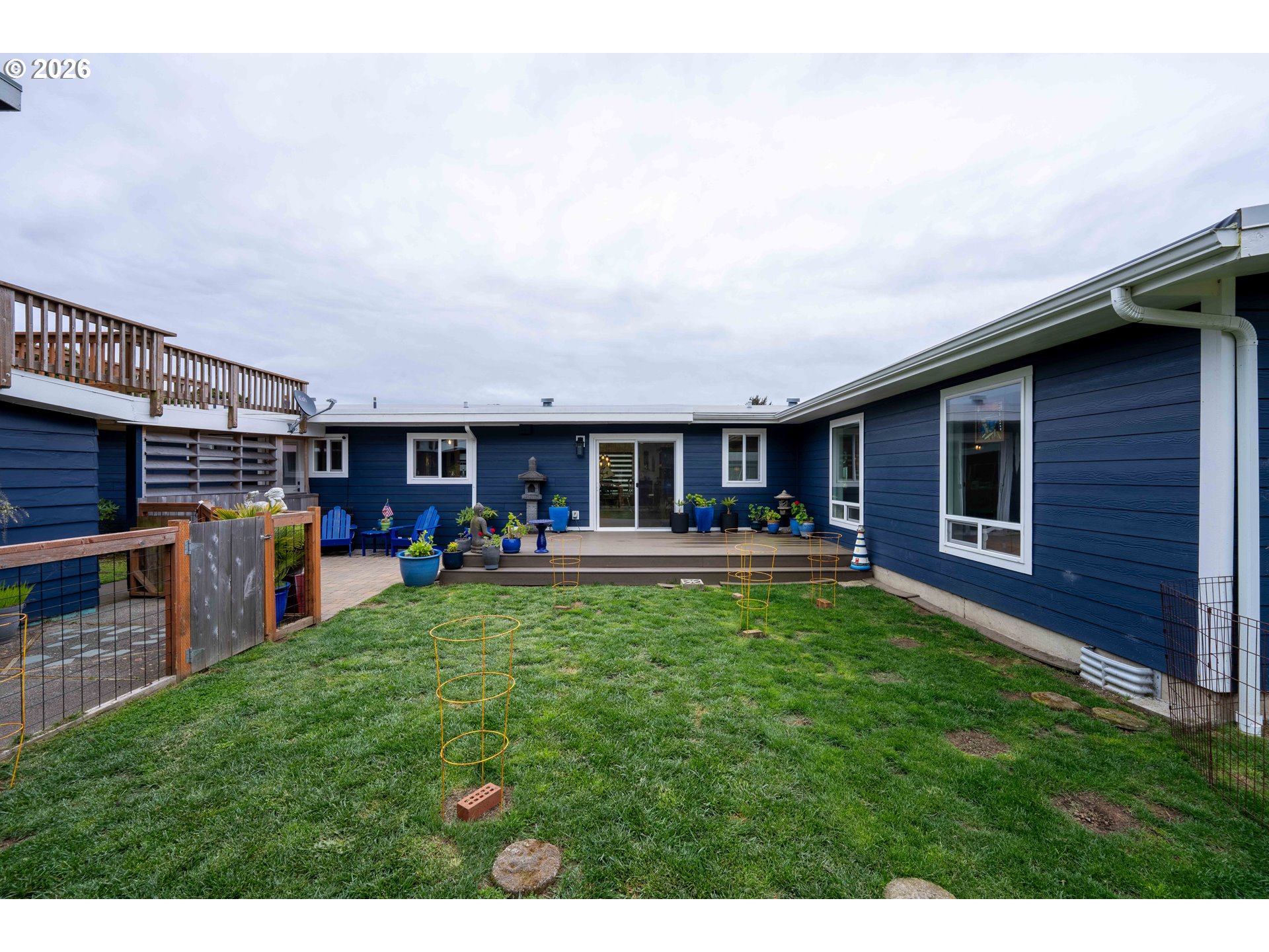 820 Jackson Avenue Southwest Bandon, OR 97411 - Photo 33 of 48