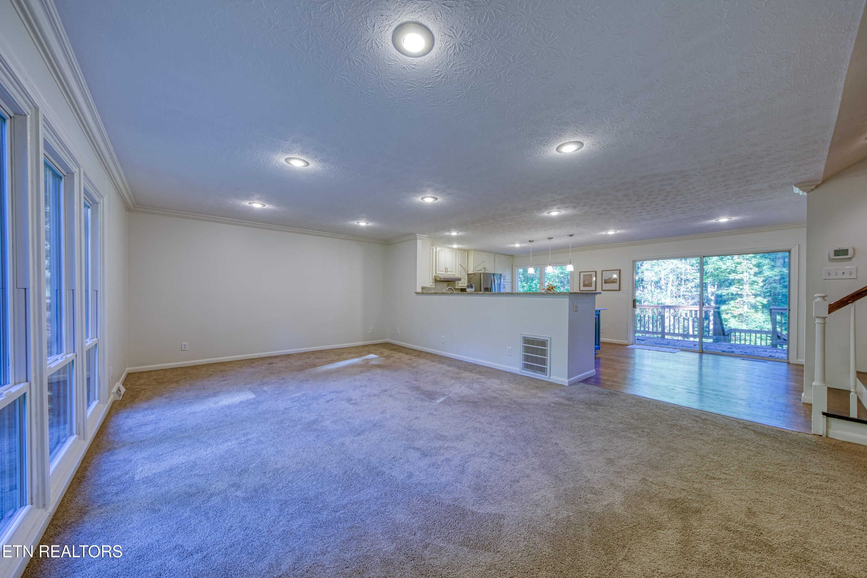 1088 West Outer Drive Oak Ridge, TN 37830 - Photo 14 of 40 0H3A6784_18