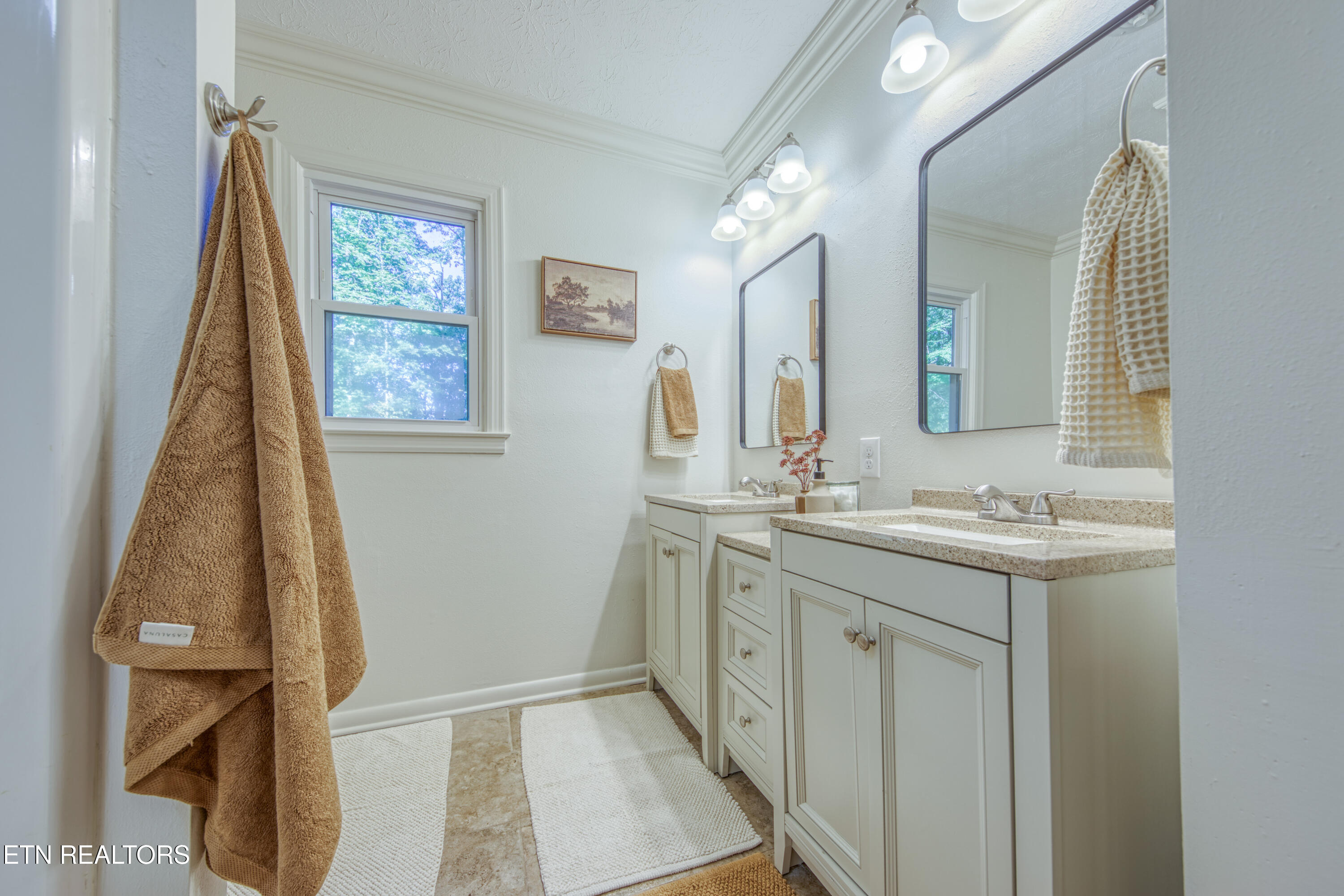 1088 West Outer Drive Oak Ridge, TN 37830 - Photo 22 of 40 0H3A6796_21