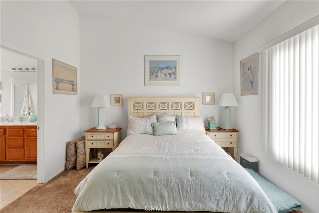 16179 Homoa Road Victorville, CA 92395 - Photo 18 of 36