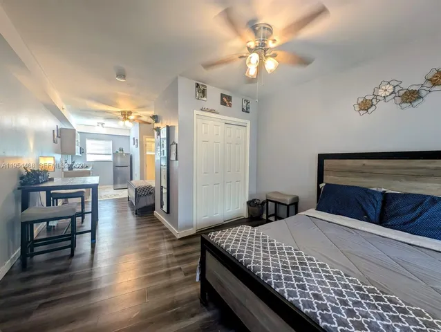 $2,100 | 1446 Ocean Drive, Unit 44, Miami Beach, FL 33139