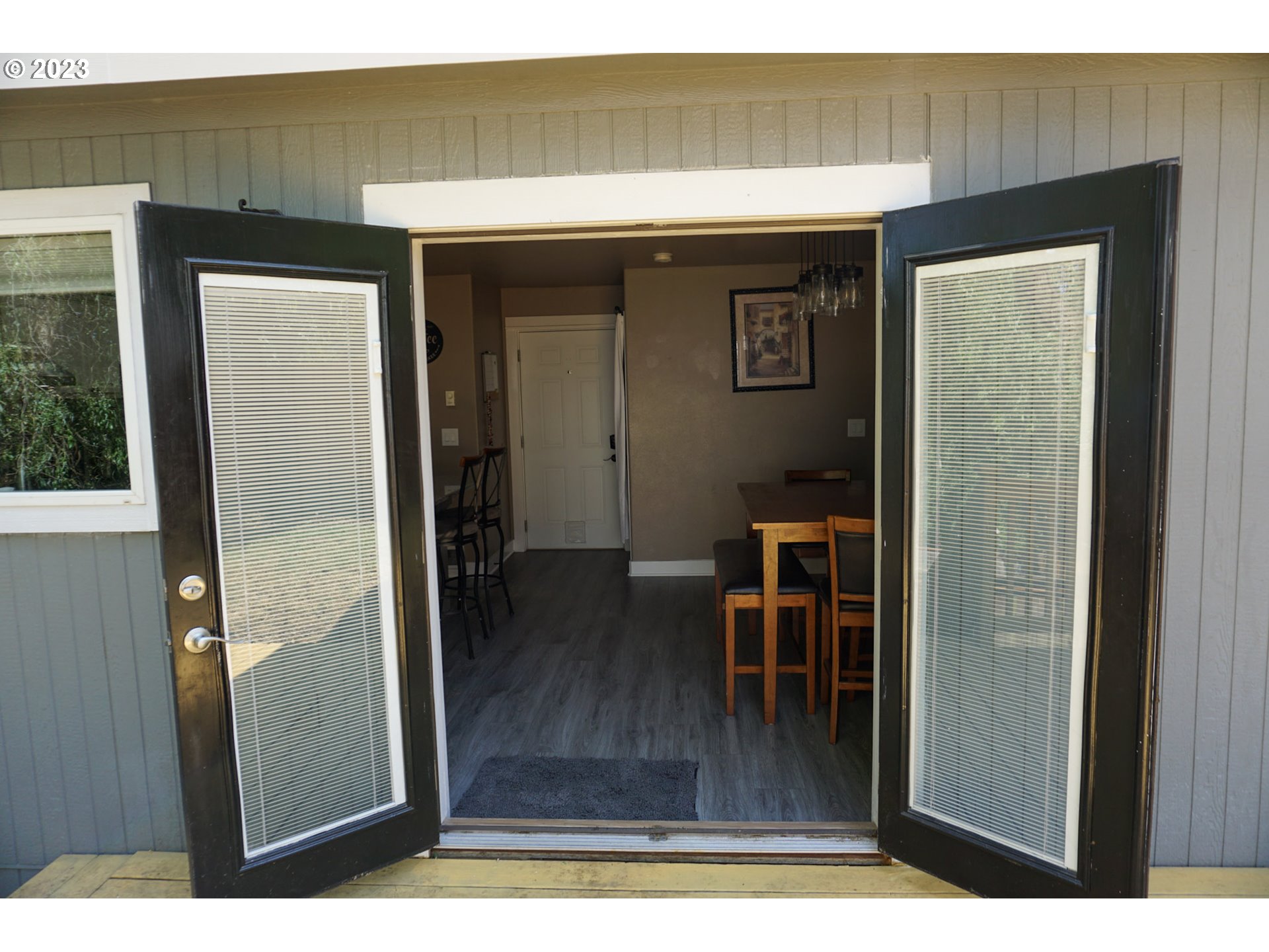828 South 73rd Street Springfield, OR 97478 - Photo 22 of 23 a view of living room