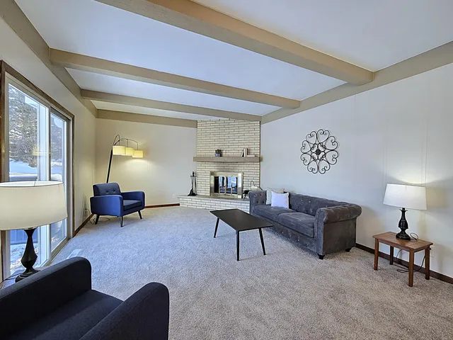 $524,900 | 5640 South Aberdeen Drive, New Berlin, WI 53146