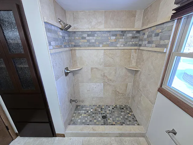 $524,900 | 5640 South Aberdeen Drive, New Berlin, WI 53146