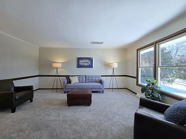 $524,900 | 5640 South Aberdeen Drive, New Berlin, WI 53146