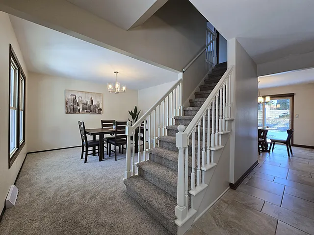 $524,900 | 5640 South Aberdeen Drive, New Berlin, WI 53146