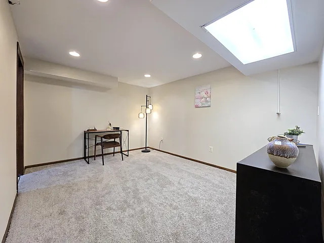 $524,900 | 5640 South Aberdeen Drive, New Berlin, WI 53146